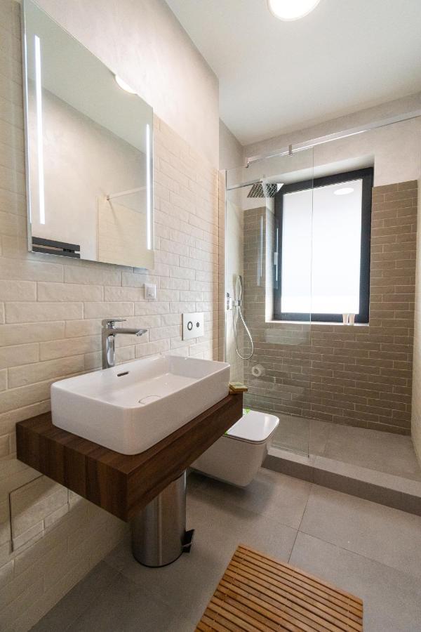 Mirador Bohemian Apt With Views Over Old Town And Tampa Mountain, Near Poiana บราชอฟ ภายนอก รูปภาพ